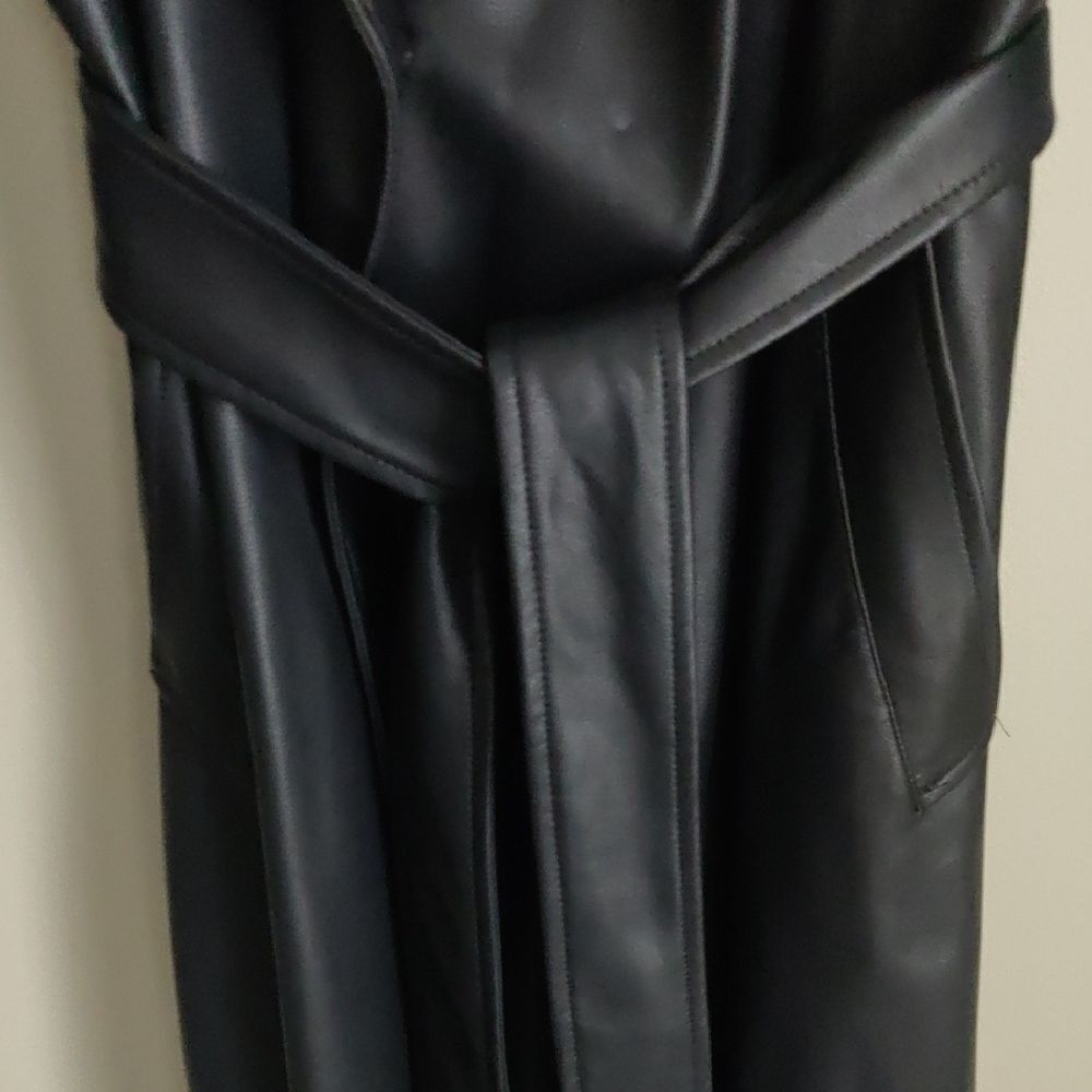 Noize Women's Elegant Black Faux Leather Trench Coat - Picture 5 of 9